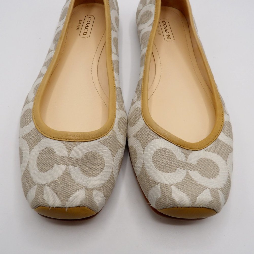 COACH KHAKI BALLERINA POINT FLATS SZ 6 NWT